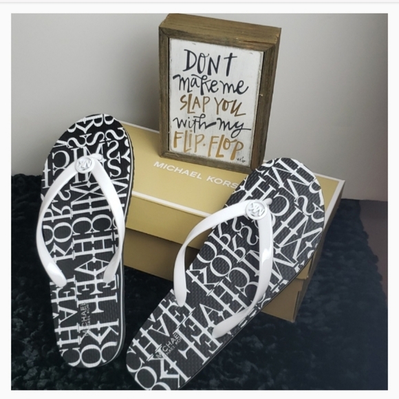 Michael kors Striped EVA Flip Flops - Picture 2 of 8